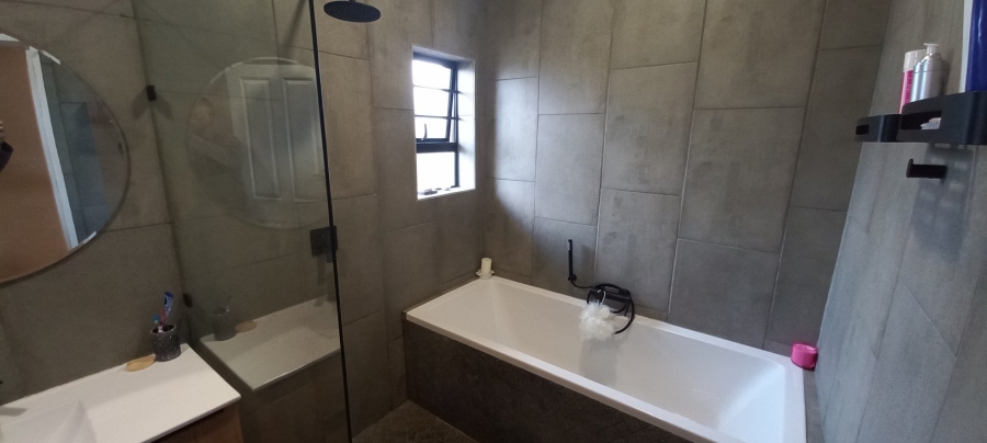 3 Bedroom Property for Sale in Jordania Free State
